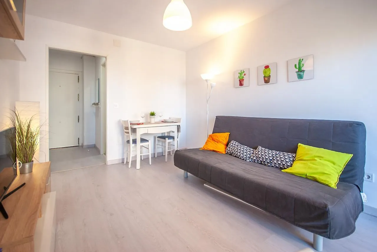 דירות בנאלמדנה Cubo'S Apartamento Iris