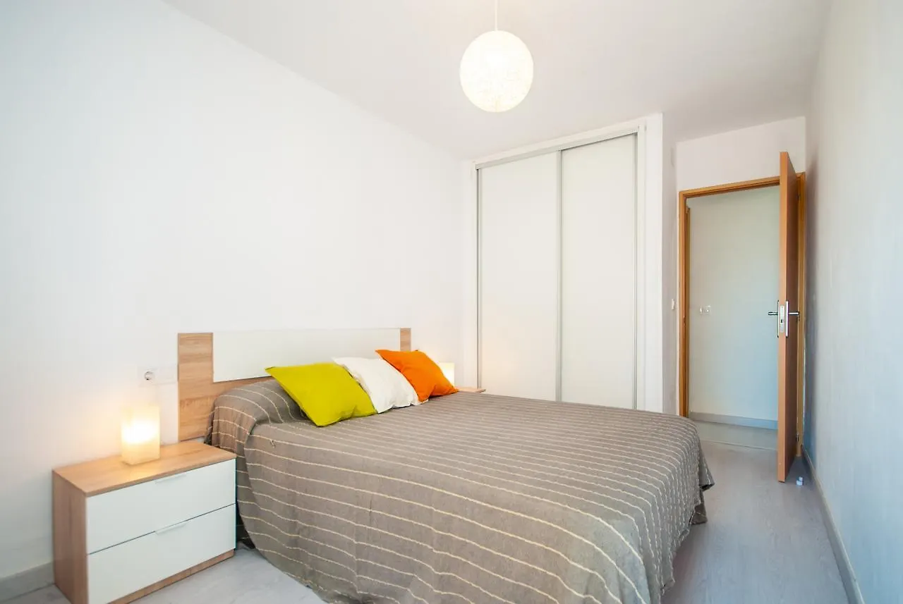 דירות בנאלמדנה Cubo'S Apartamento Iris